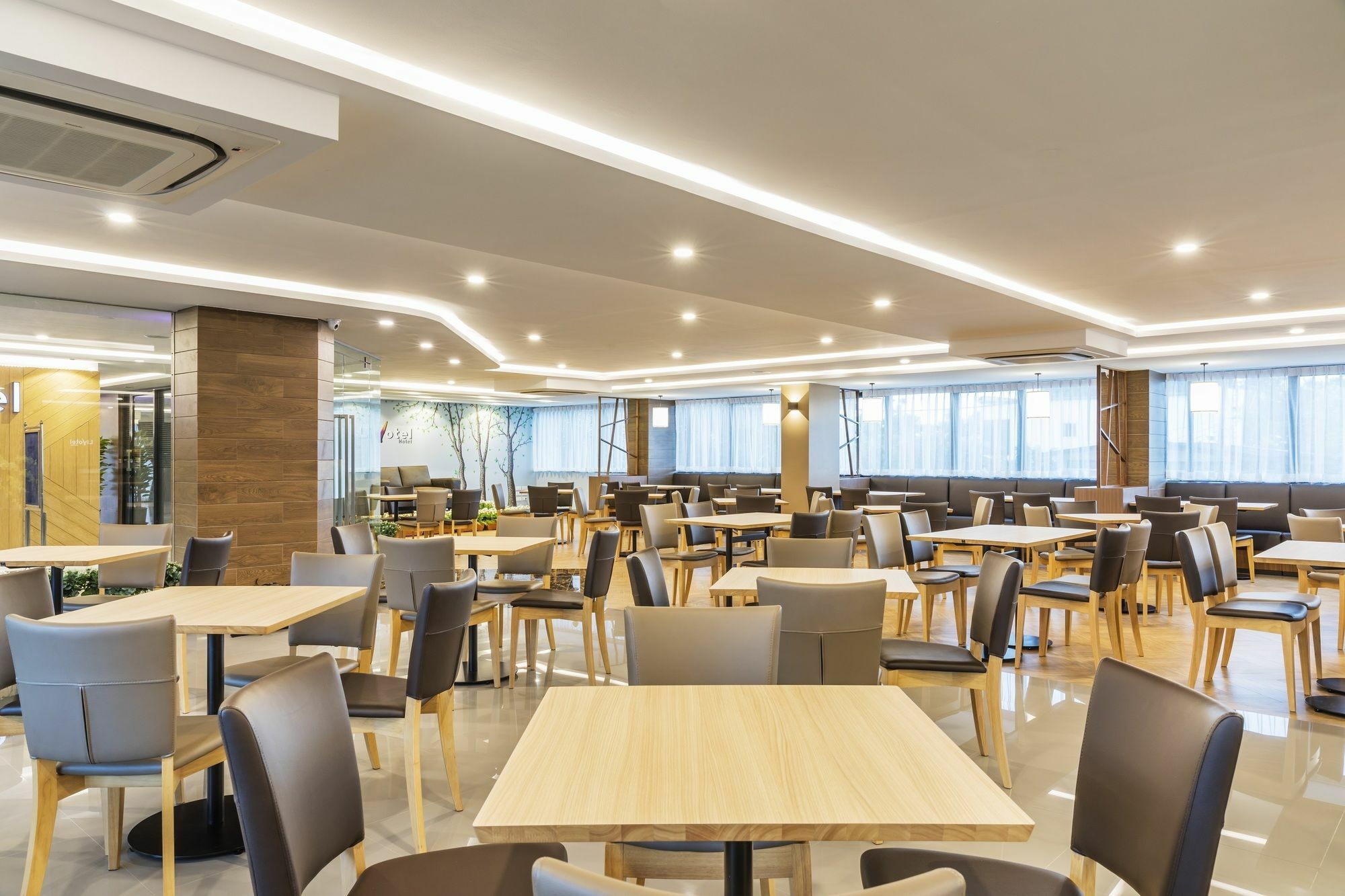 Livotel Hotel Hua Mak Бангкок Экстерьер фото